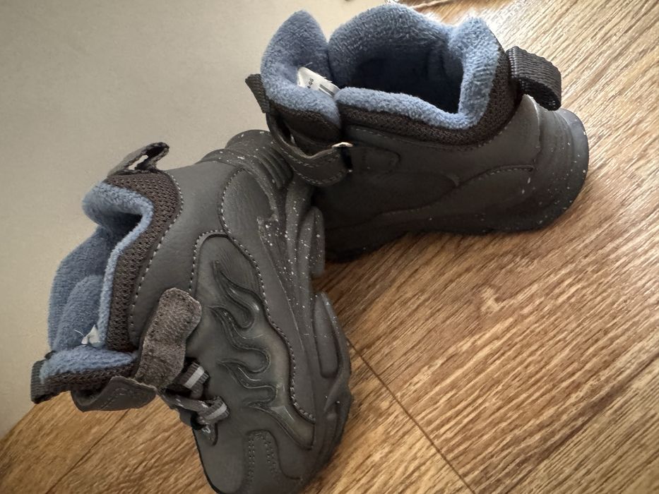 Весенняя обувь для мальчика