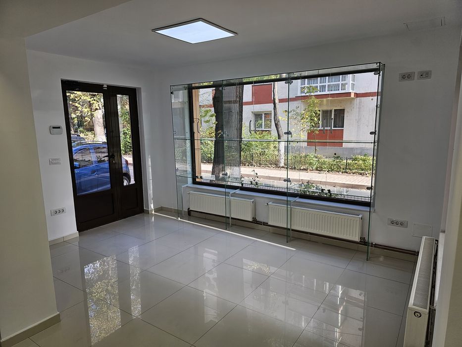 Inchiriez spațiu comercial, Botoșani, Piața Viilor