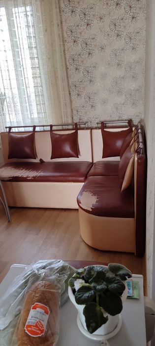 Продам диван кухонный