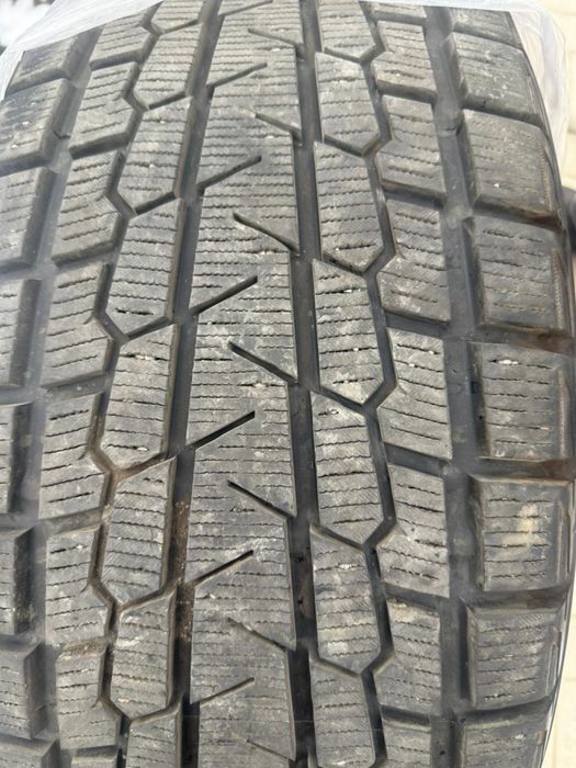 Продам шины 275/50/21