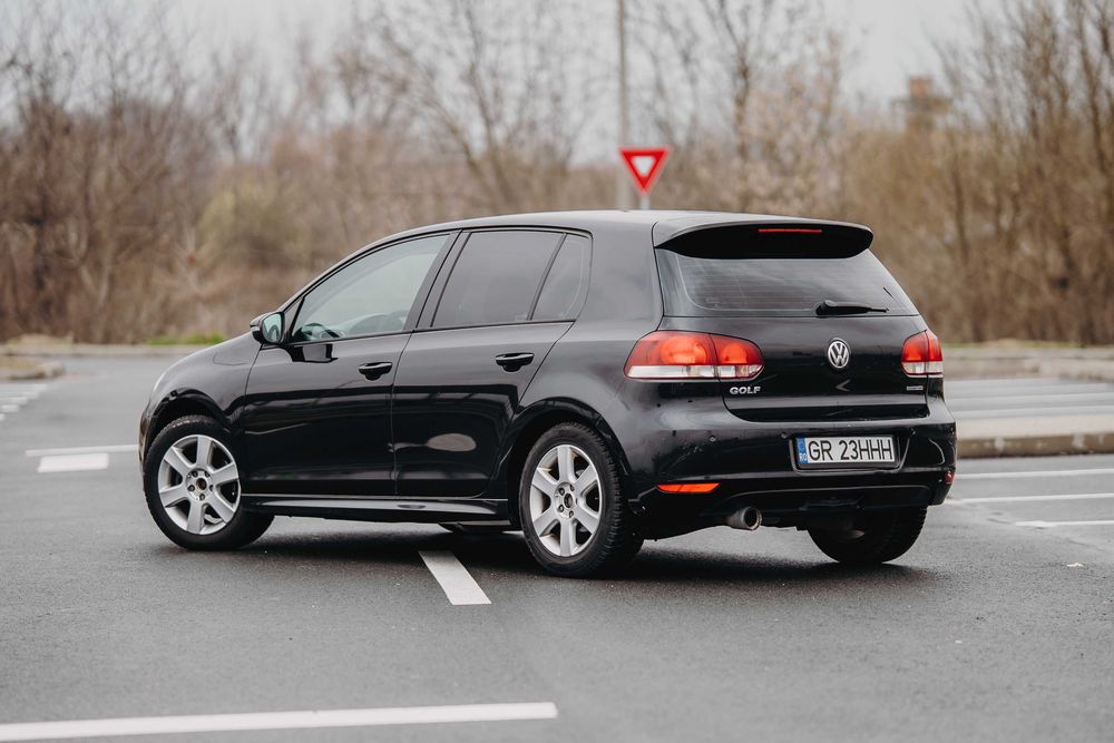 VOLKSWAGEN Golf 2011 — imagine 2