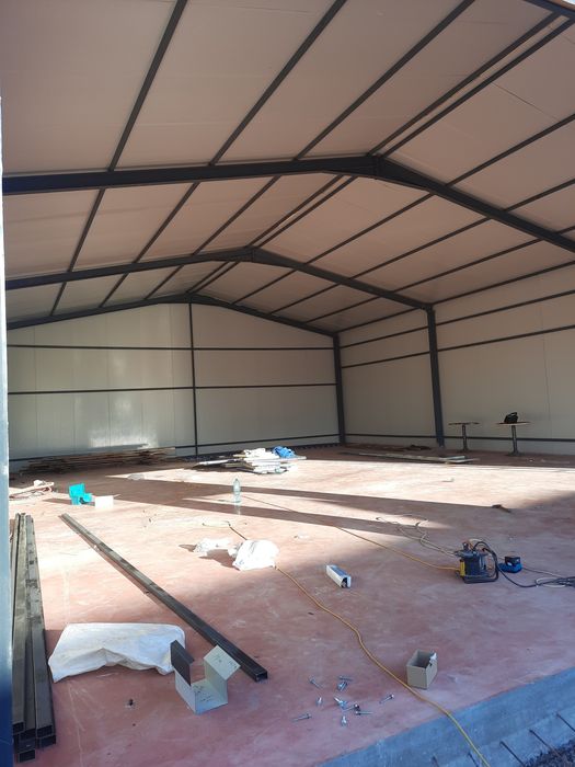 Vând hale metalice lucrăm fără avans