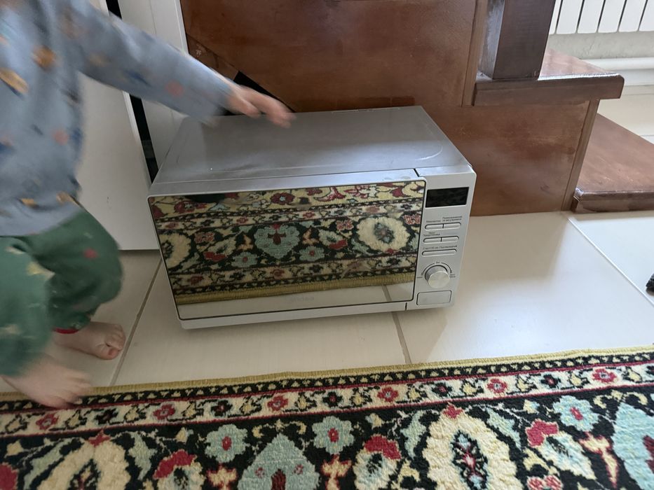 Продам микровалновку