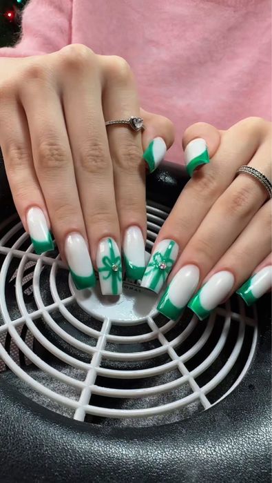 Unghii cu gel Chiajna