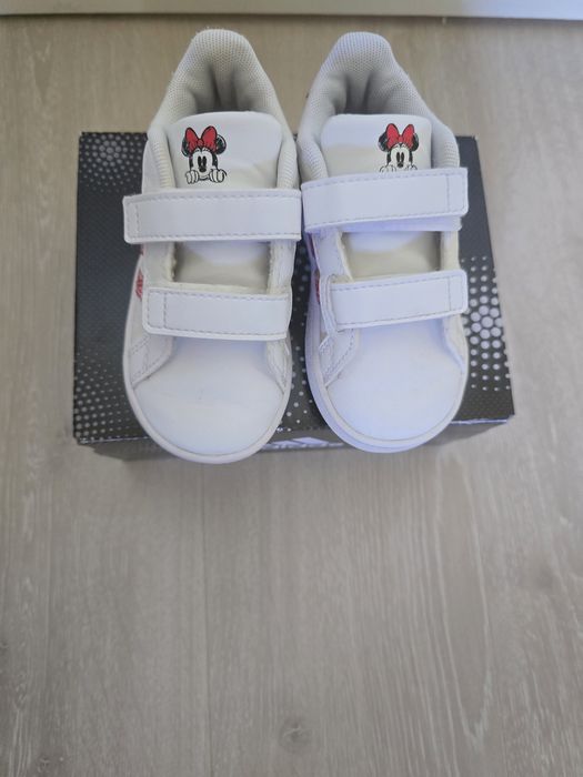 Детски маратонки Adidas Disney Minnie Mouse