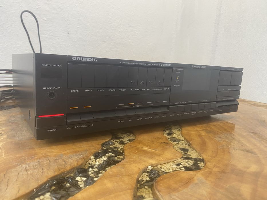 Statie / amplificator grundig V8400 MK II
