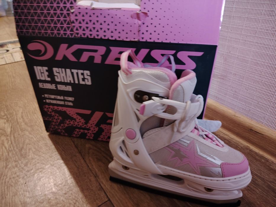 Продам коньки для девочки