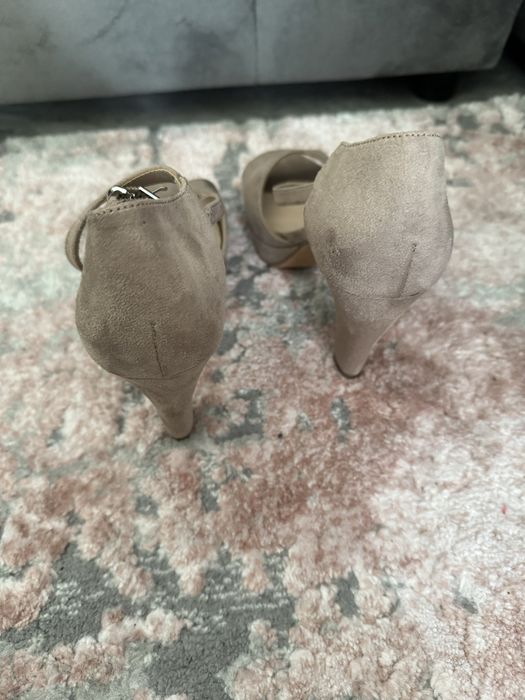 Pantofi piele intoarsa