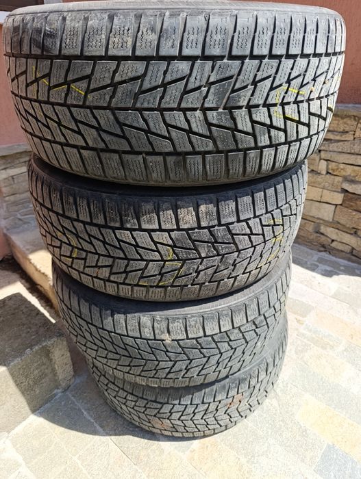 Гими 255/40/19 Bridgestone