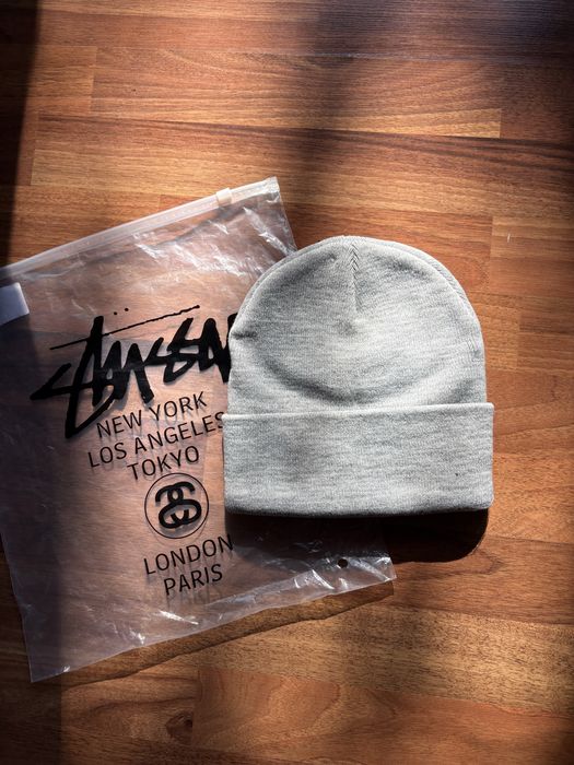 Caciula stussy gri