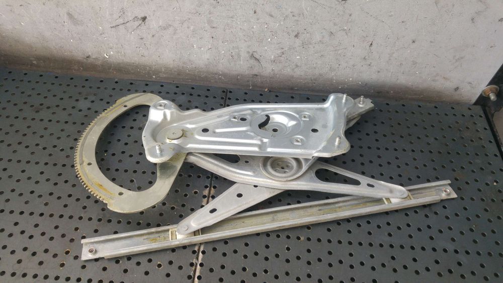Macara geam electric stanga spate renault scenic 3 jz0 1 910585103 910870101 910854104 827210006r