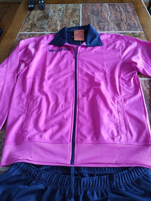 Спортен екип GIVOVA