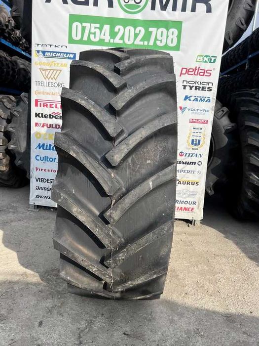 Anvelope 23.1-30 cu 18 pliuri noi marca OZKA pentru combina