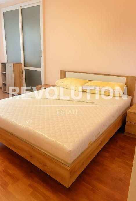 Дава се под наем Тристаен апартамент в Варна, Чайка - 105 кв.м за 550 € - Снимка #3