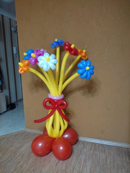 Цветочки из шаров