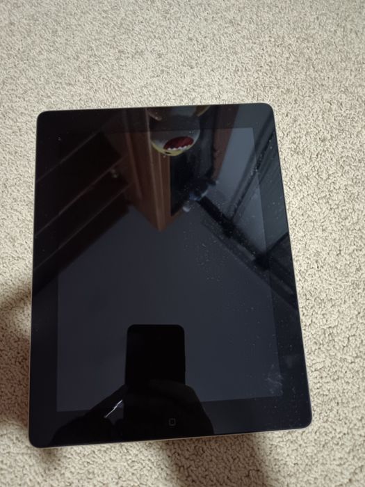 Apple iPad 4 – Отлично състояние, много издържлива батерия