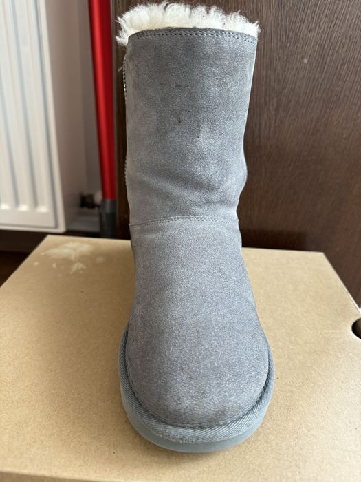 UGG Marice cu sclipici