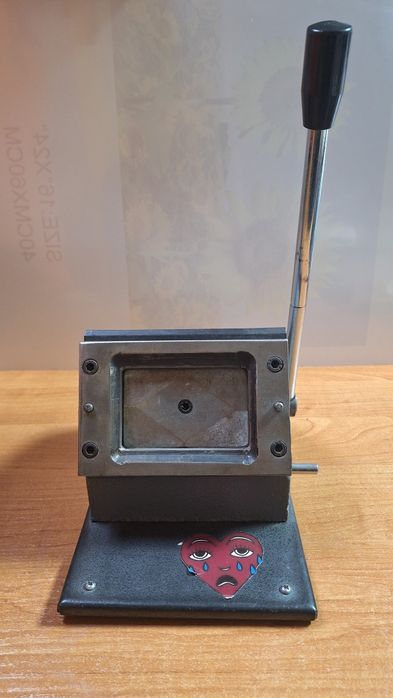 Вырубщик визиток