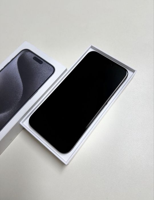 iPhone 15 PRO MAX BLUE cu 97% Bateria