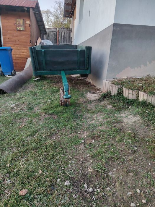 Remorcă pentru tractor