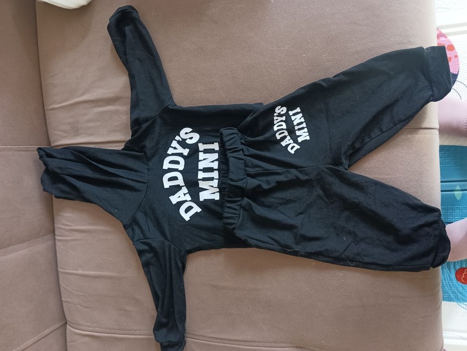 Продам вещи 6месяцев