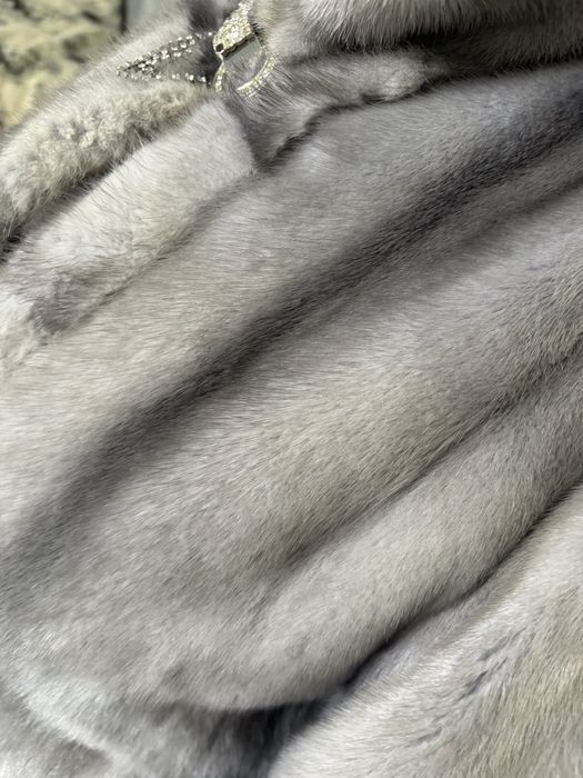 Шуба в отличном состояний