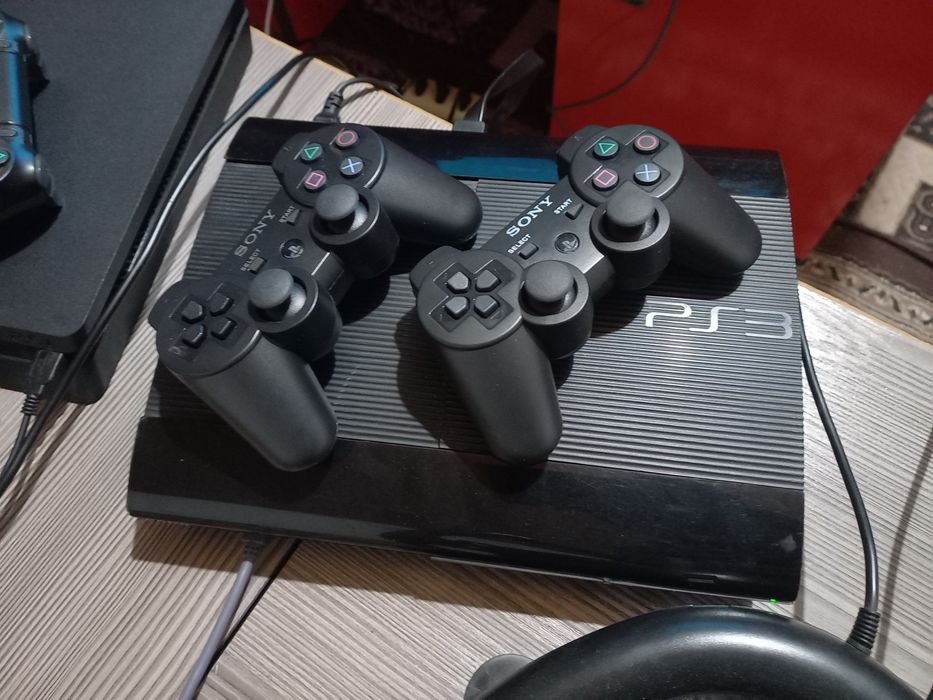 Super slim3 tiniq holati 22 o'yinlari yozilgan 2 yangi djoystik bor.