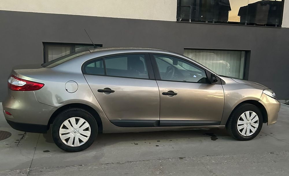RENAULT Fluence 2011 — imagine 3
