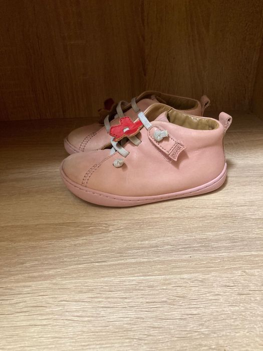 Camper peu от телешка кожа