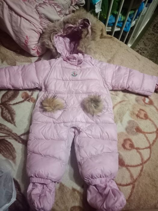 Продам теплые комбинезоны