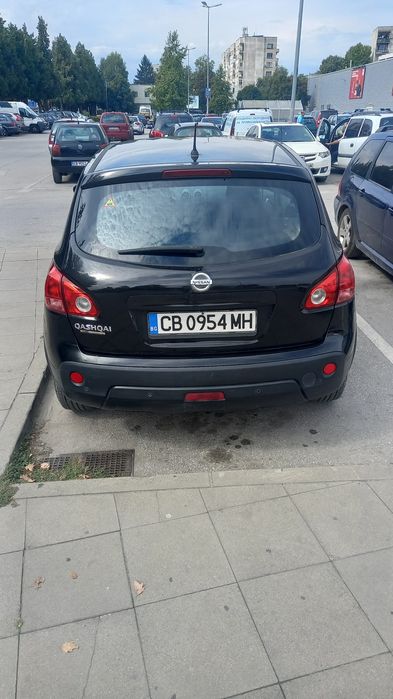 Nissan Qashqai 1.6, газ/бензин, 115 к.с. Като нова! Гаражна!
