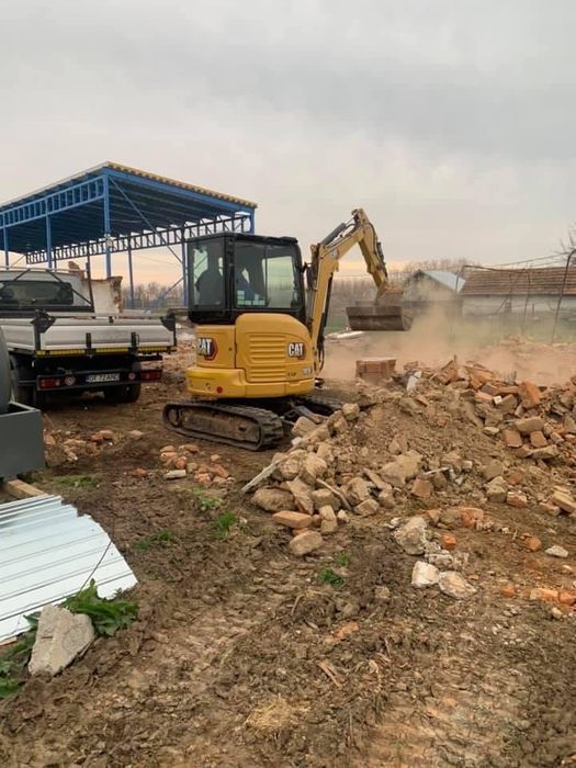 Inchiriez buldoexcavator miniexcavator