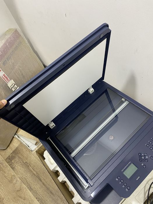 Xerox B1022, B1025