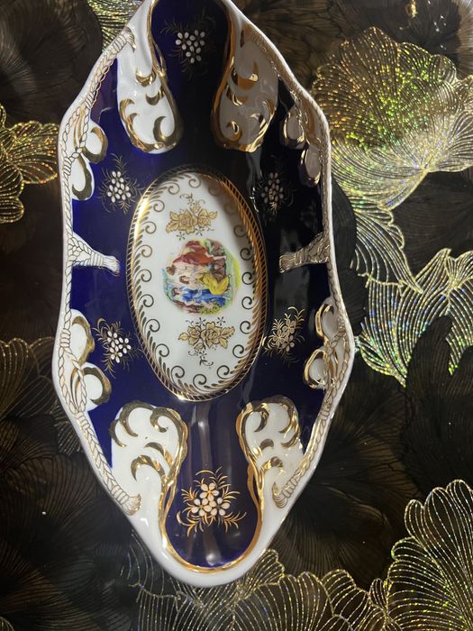 Мадонна шоколадница