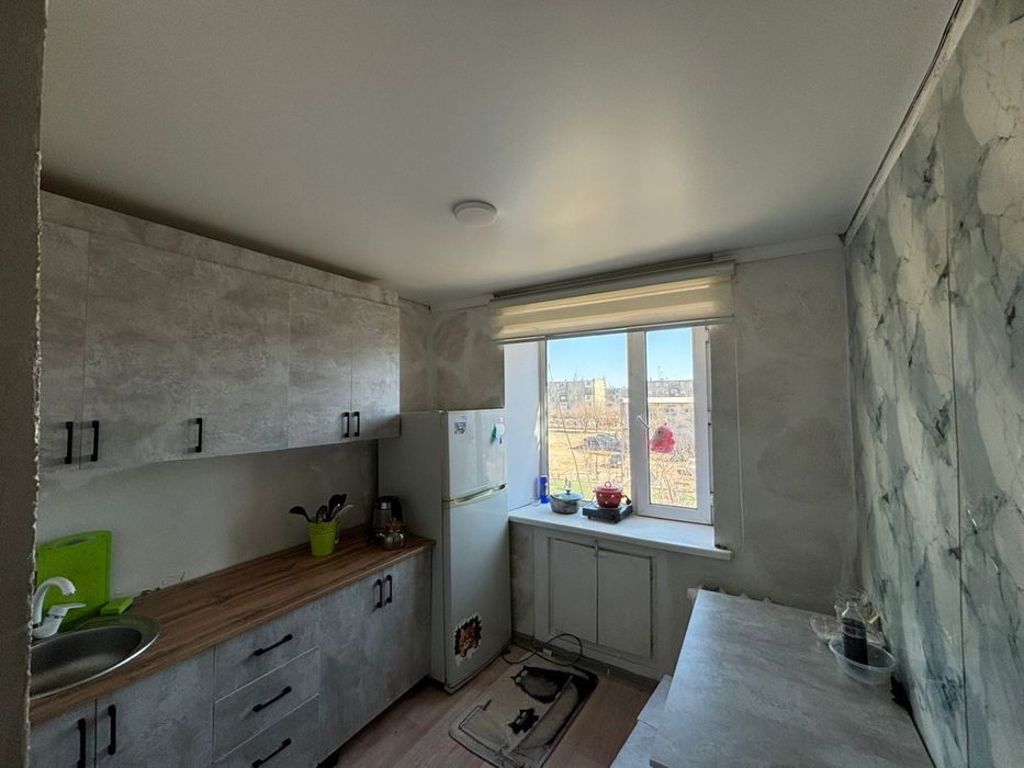 Срочно продам 2 комн квартиру