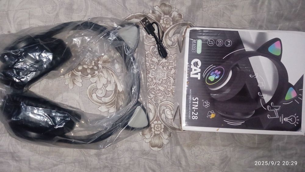 Наушники Cat ,без проводные