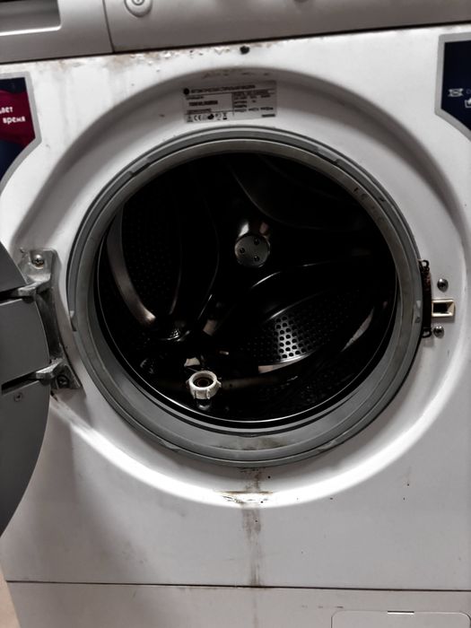 Стиральная машинка рабочая