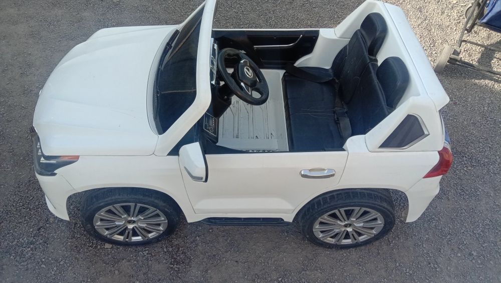 Продам электромобиль