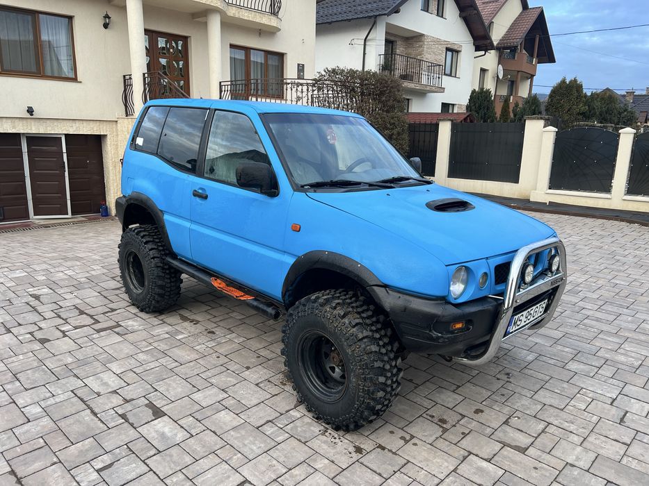 Nissan Terrano 2.7 AUTOUTILITARĂ