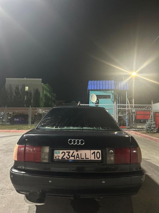 Продам ауди 80 б4