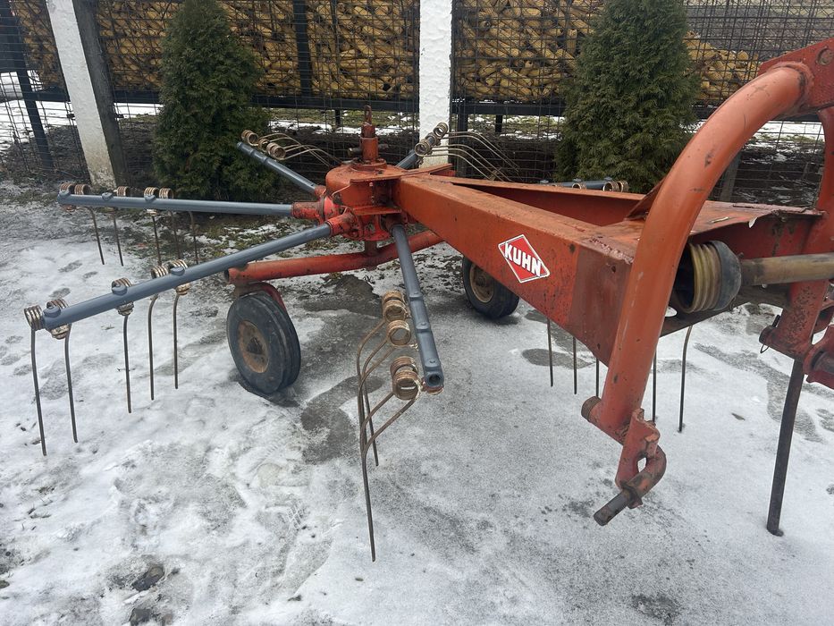 Vand greblatori kuhn / morra  tractor