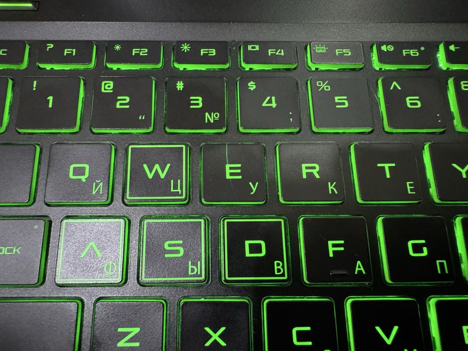 HP Pavilion Gaming - 15-ec0043ur