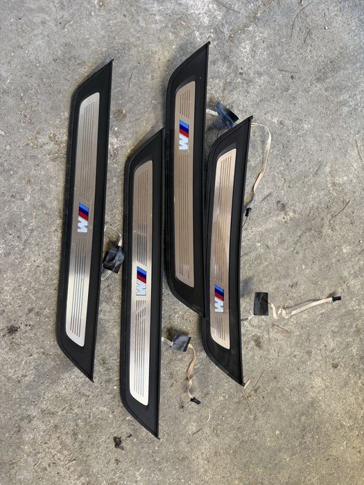 Светещи лайсни Bmw G30 M Packet  ( Лайсни с подсветка )