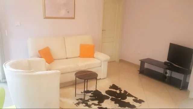 Дава се под наем Двустаен апартамент в София, Лозенец - 65 кв.м за 637.5 € - Снимка #1