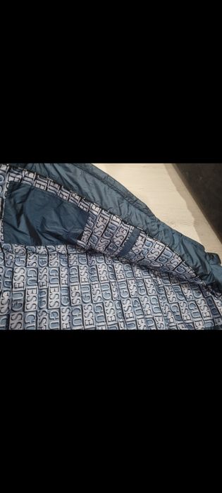 Geaca Guess, marimi S și M, originale.