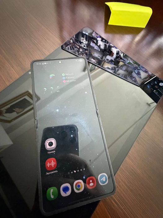 Samsung flip 7 jetblack 12-256