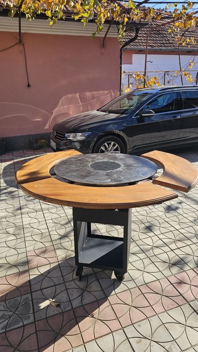 Gratar grill pe lemn