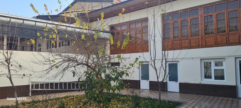 1 горбольница, 3.5сот. 6 комн. Шайхантахур.район, угловой