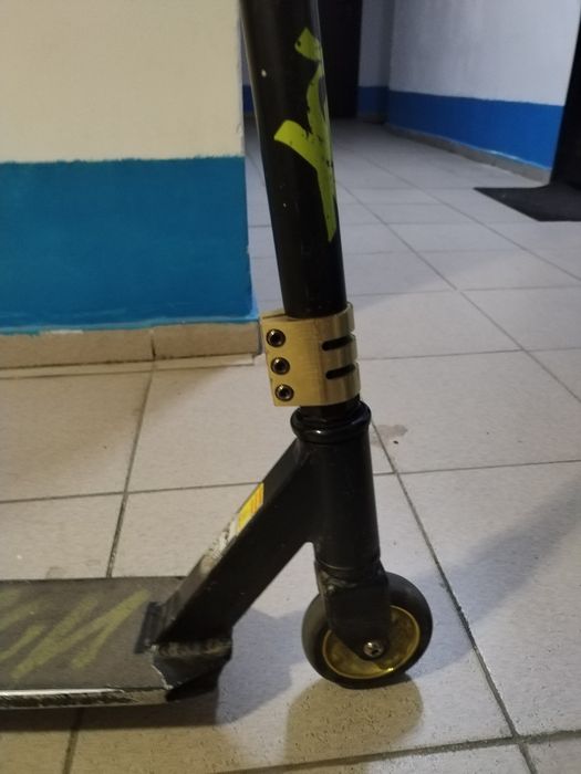 Продам Самокат в неплохом состоянии