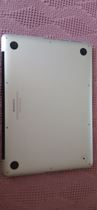 Продам MacBook Pro 2013 года в хорошем состоянии